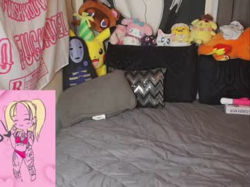 girl yogendub capture image #210221