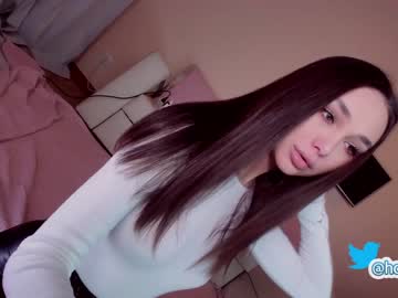 girl hollyextra capture image #2921917