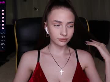 girl fallen_angel_18 capture image #352535