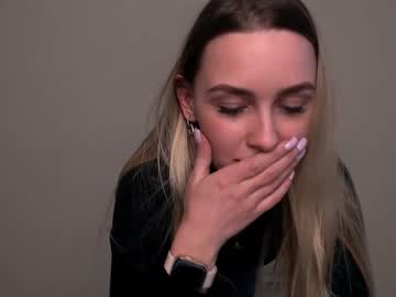 girl bottomless_eyes_ capture image #1355813
