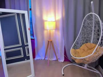 girl milablush capture image #3157542