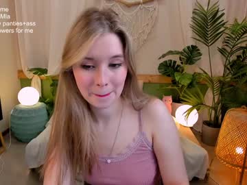 girl milablush capture image #3302222