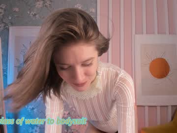 girl tina_cure capture image #6012255