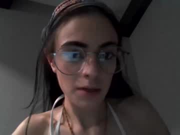 girl dirty_jersey_babe capture image #5293771
