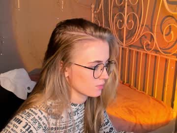 girl linellali capture image #2548332
