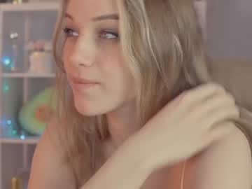 girl mia_milagros capture image #1332733