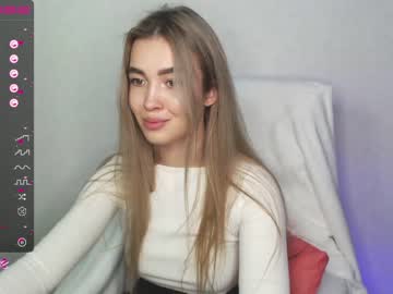 girl yourvirusqueen_ capture image #2215710