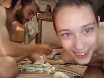couple send2lavenderandblue capture image #4800360