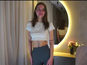 girl maxinefoulkes capture image #7001726