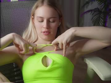 girl sonyaericsson capture image #6757698