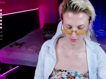 girl eva__blonde capture image #2154457