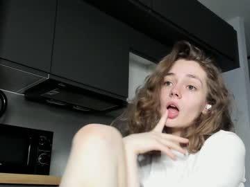 girl mxxnsxsul capture image #2448899