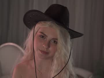girl hannasthesia capture image #5530877