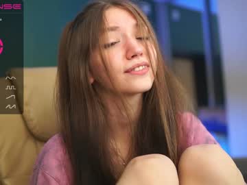 girl angels_kiss capture image #4550479