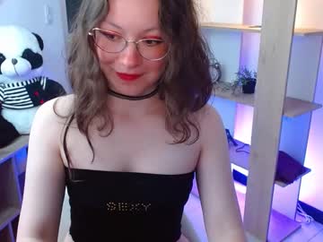 girl cherry__v capture image #6976322