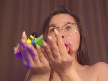 girl helenmoors capture image #4104635