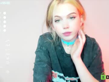 girl small_blondee capture image #4129614