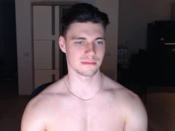 man _alexanderwilliams capture image #6511157