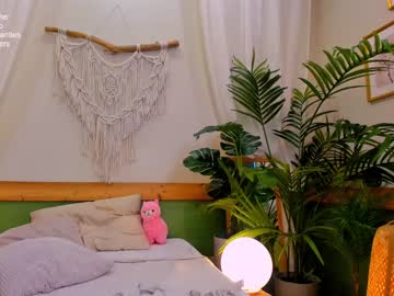 girl milablush capture image #3207726