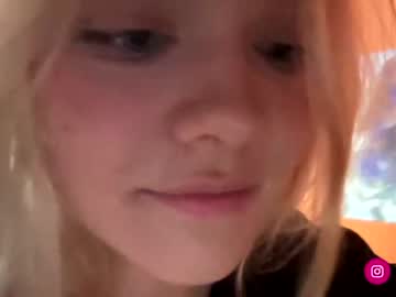 girl lily_holy capture image #2852610