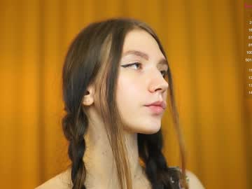 girl angels_kiss capture image #2569990