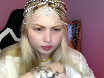 girl shy_blondiee capture image #3835292
