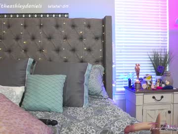 girl theashleydaniels capture image #2486010