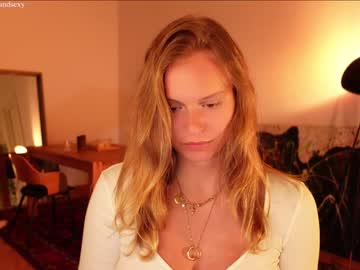 girl thelawofattraction capture image #9074