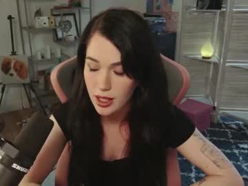 girl evelynclaire capture image #6127745