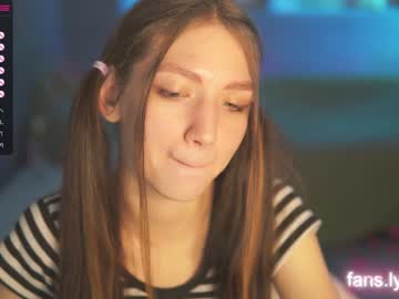 girl angels_kiss capture image #3192571