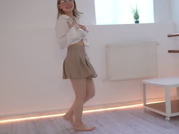 girl april_blush capture image #6769249