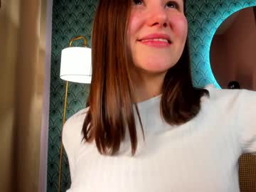 girl emilia_dream capture image #6014041