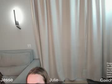 couple julie_n_jastin capture image #6566753