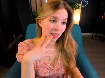 girl milablush capture image #4332670
