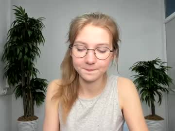 girl avis_ryan capture image #1046145