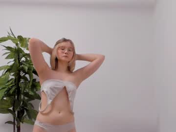 girl laurachane capture image #3941457