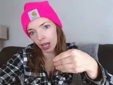 girl shortandmighty capture image #7002387