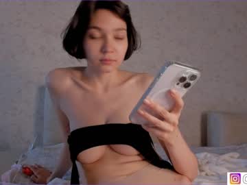 girl bzzzme capture image #4752227