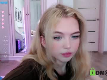 girl small_blondee capture image #3420124