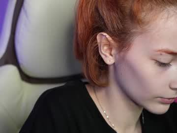 girl severs_enigma capture image #6987771