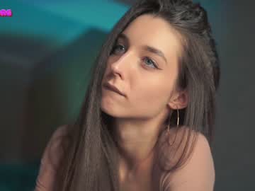 girl angels_kiss capture image #3782402