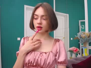 girl adelewilson__ capture image #500679