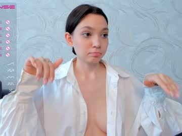 girl bzzzme capture image #4408651