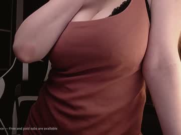 girl overoce capture image #1912745