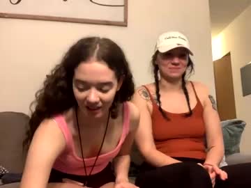 girl kylieexoxoxo2432 capture image #6099390