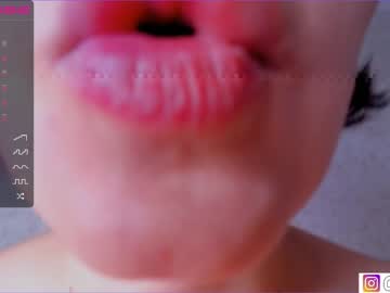 girl bzzzme capture image #4911100