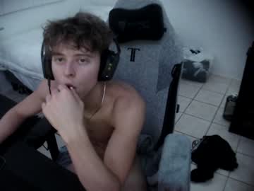 man jamesoblonde capture image #4636459