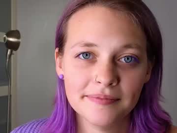 girl new_purple capture image #7026541