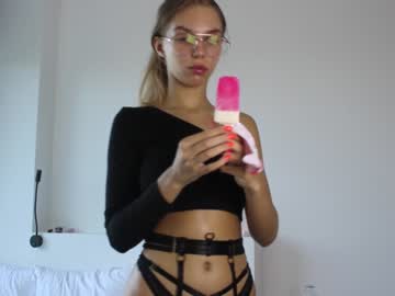 girl shybutterrfly capture image #5059635