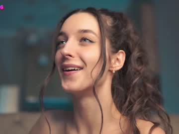 girl angels_kiss capture image #3757145